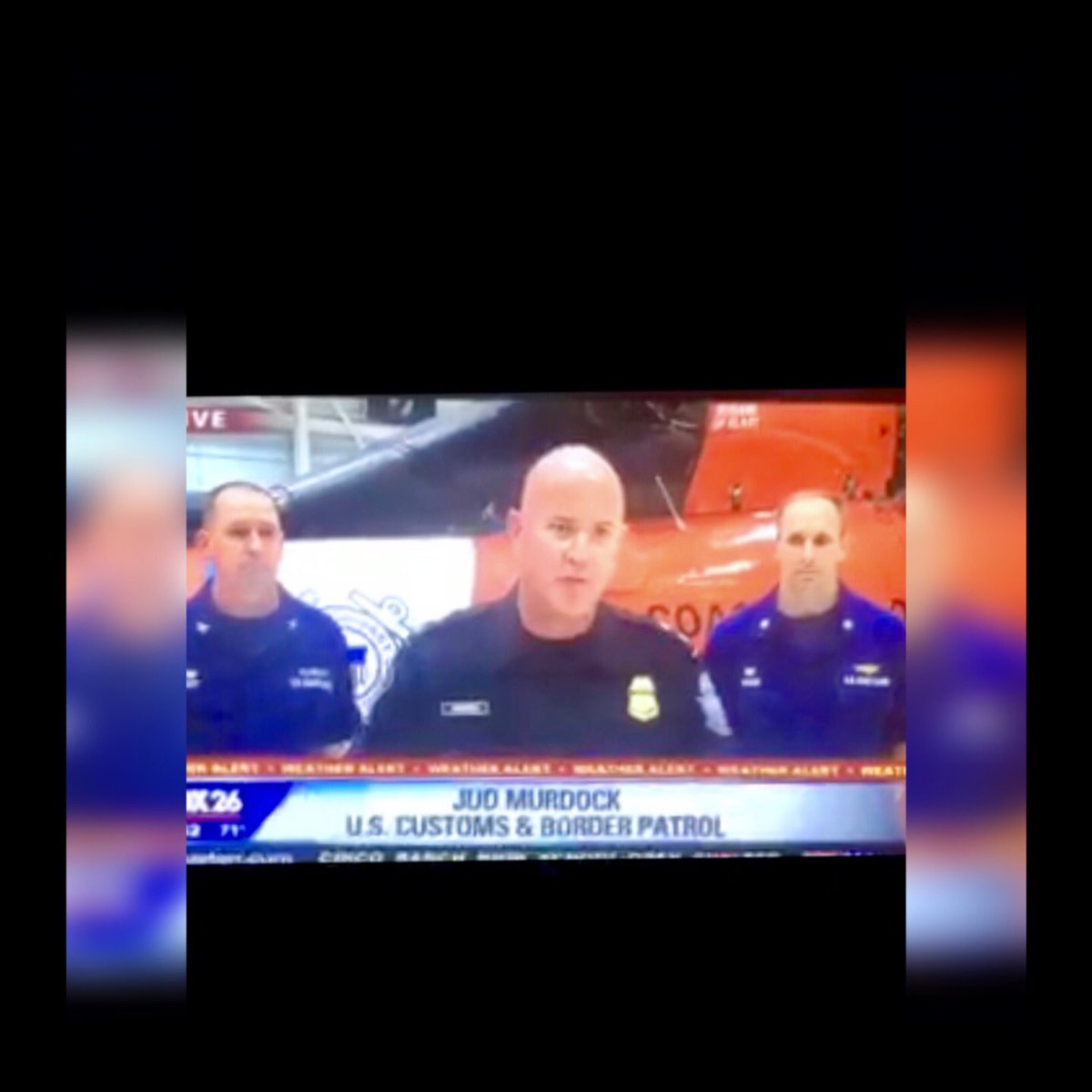 theartofpt's tweet photo. Lets give it up to our US Customs &amp; Border Patrol in Houston for doing an amazing job dealing with #Mothernature and #HurricaneHarvey #CBP https://t.co/p7HDSaEKlG