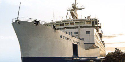 MercyShips's tweet photo. Follow us & our @MercyShips #volunteers as we are in Cameroon to help change lives! https://t.co/lj80zazJTw #globalsurgery #MSCameroon https://t.co/OgFsgAW9GA