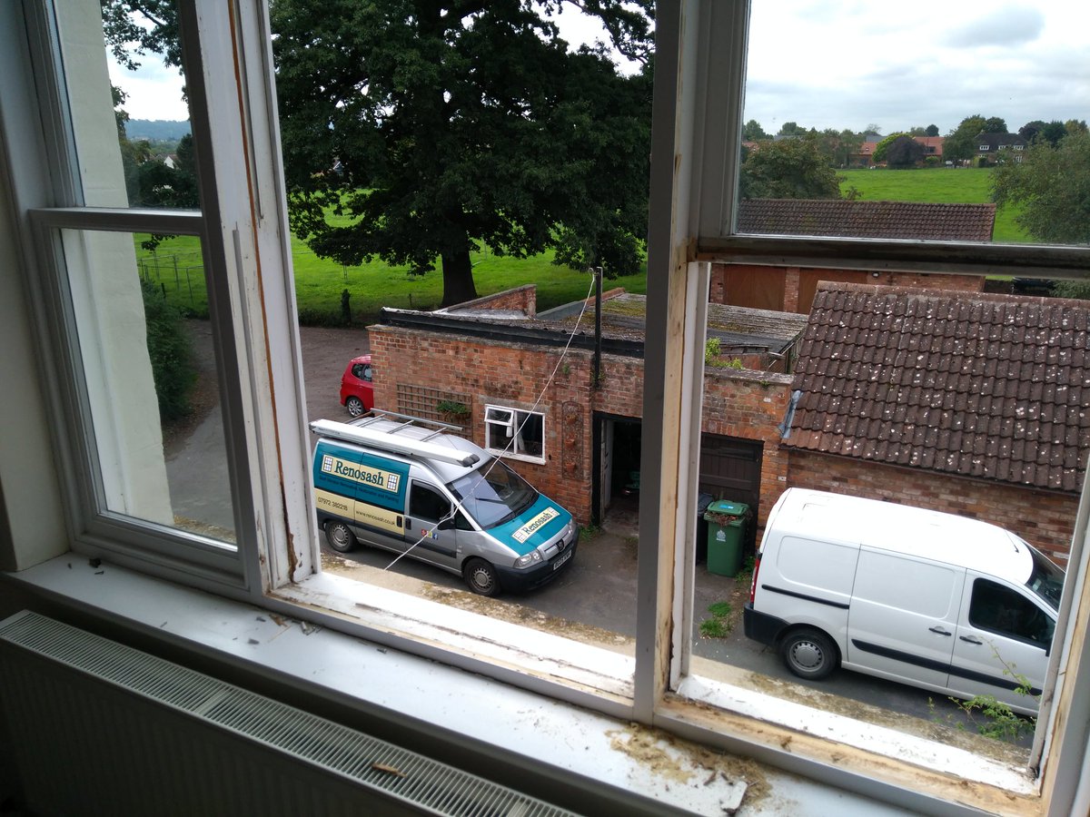 renosash's tweet photo. Returning to windows after the bank holiday... #Sashwindowrepairs #Stroud #Gloucester #Cheltenham https://t.co/Pk3cWUsNq3