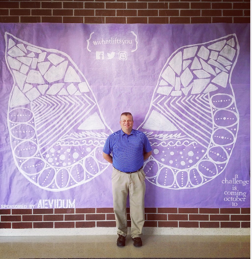 NHSCounDept's tweet photo. Our admin game is strong!💯💪 They lift NHS every day w/ support & if you need a lift, they got you 👊 #NYCSDstory #UpliftOthers #whatliftsyou https://t.co/mX1H7M0BDK