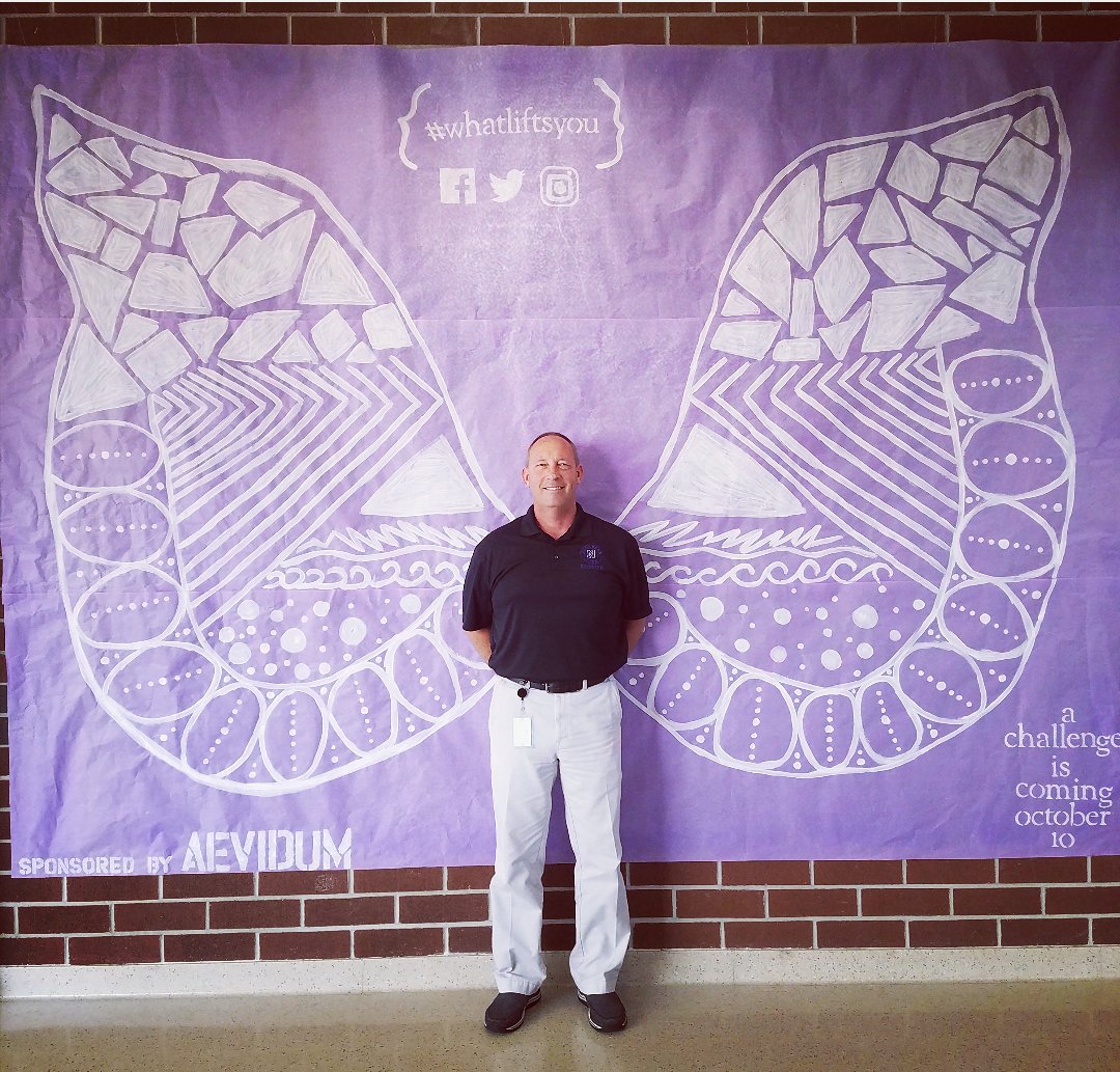 NHSCounDept's tweet photo. Our admin game is strong!💯💪 They lift NHS every day w/ support & if you need a lift, they got you 👊 #NYCSDstory #UpliftOthers #whatliftsyou https://t.co/mX1H7M0BDK