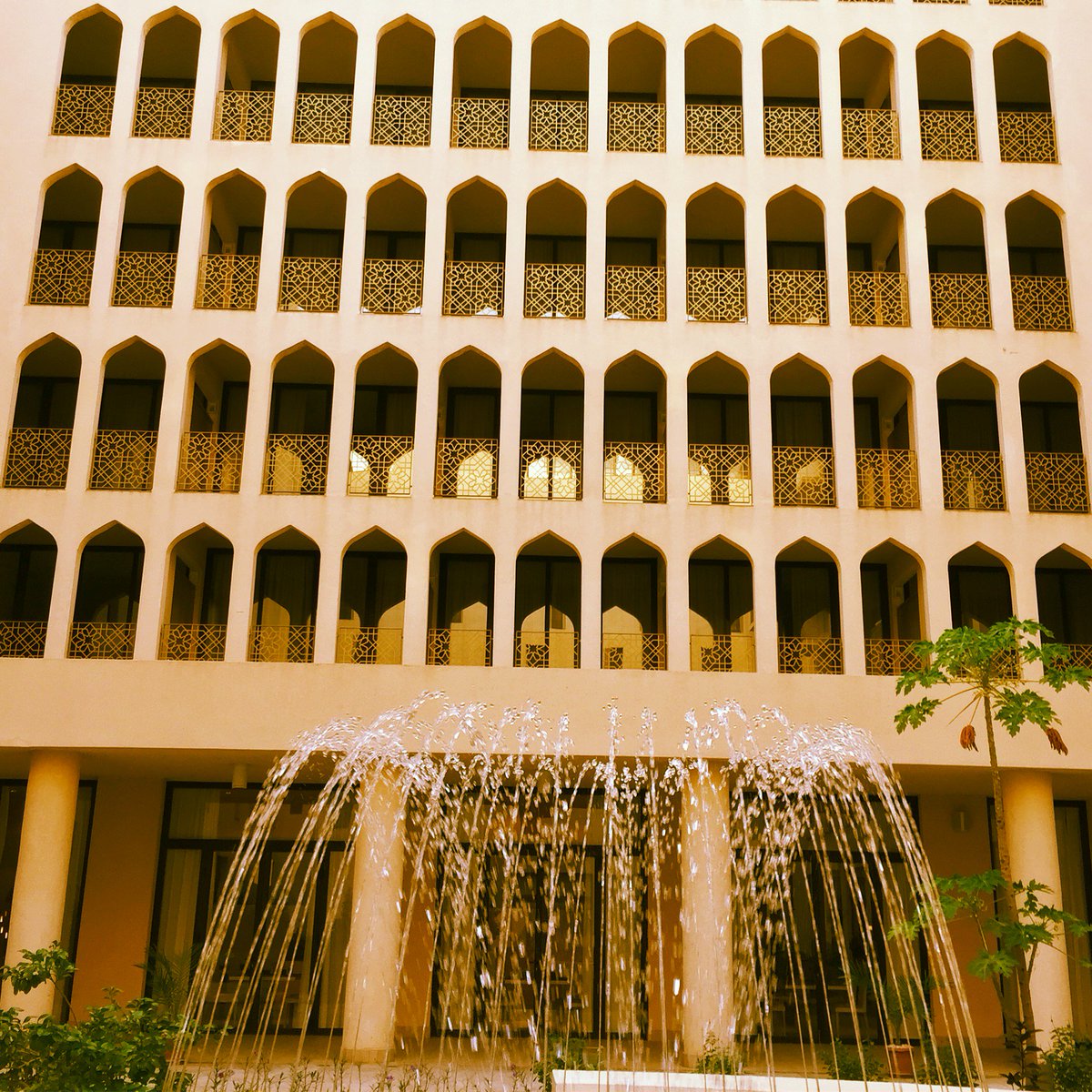 RadissonBlu_NDJ's tweet photo. Welcome to Radisson Blu Hotel, N'Djamena https://t.co/heKHSHmyOU