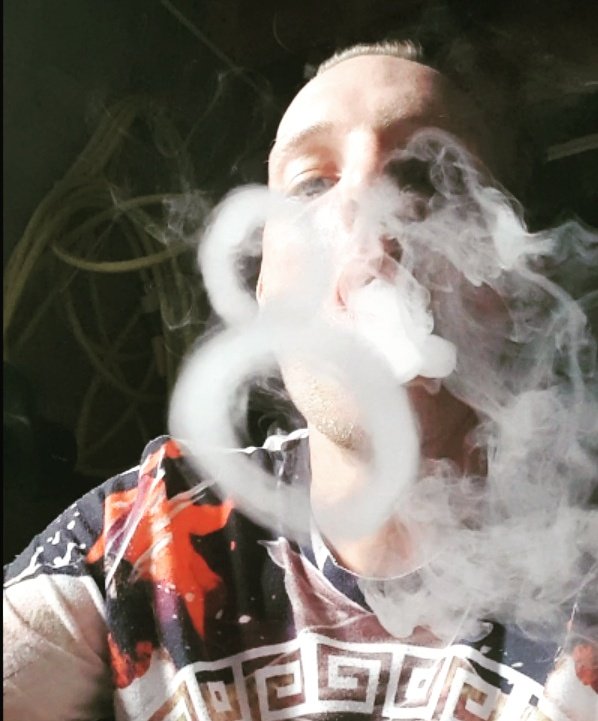 ptjduif's tweet photo. #vape #vapegate #instavapers #ecigarette #vapelife #vapes #vaper #instavape #vapefam #vapelyf #vapecommunity #instavape #dampen https://t.co/XH1pSjzbHI