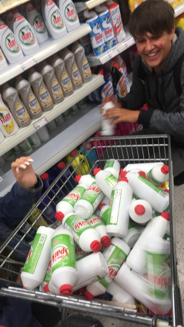 Team_Richmond's tweet photo. Massive shop for the ymca! #NCS #NCSEastRiding @NCS @FlyingFutures https://t.co/XUT1wWL3z0