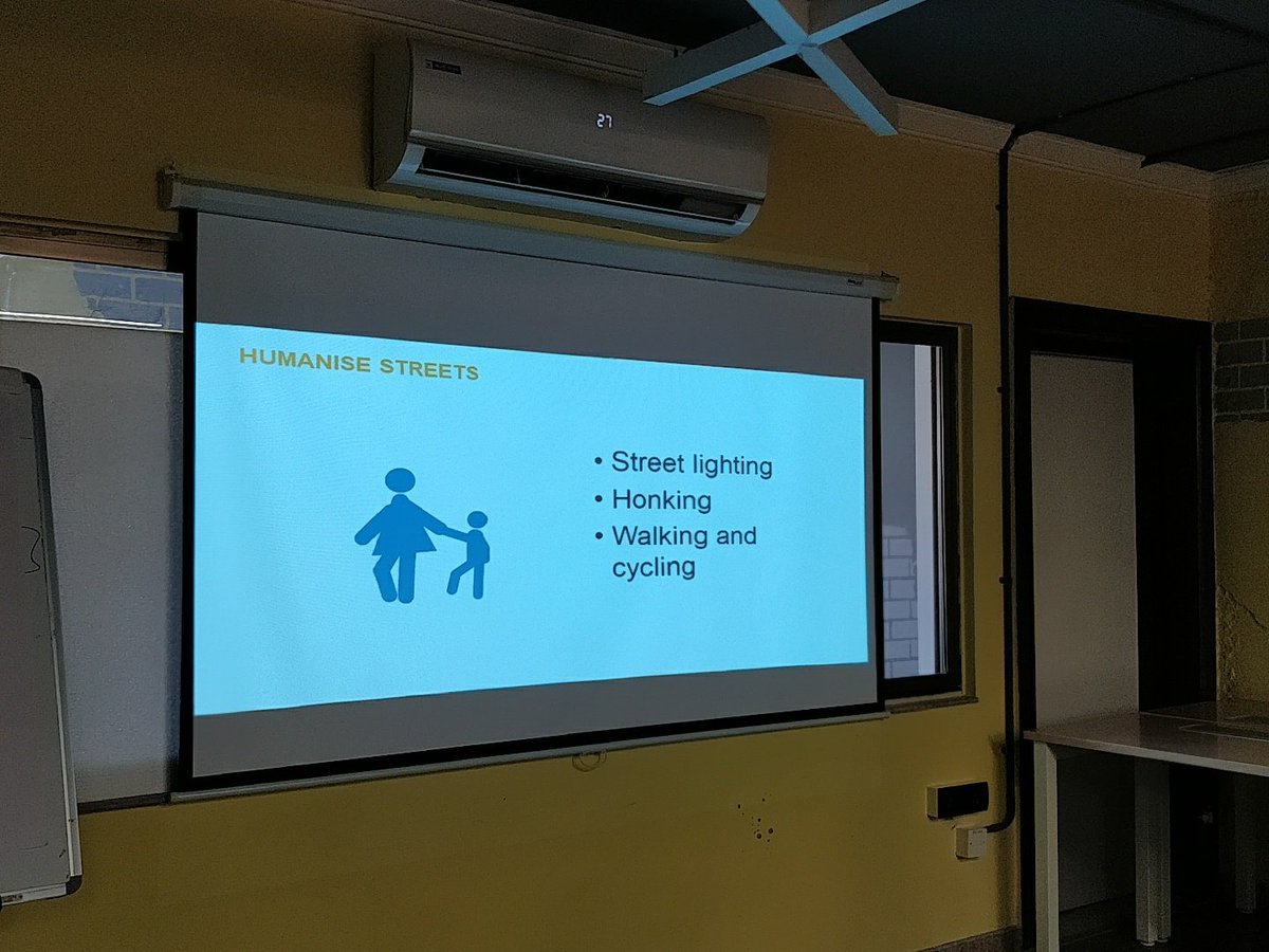 hi_harshita's tweet photo. 4000+ dark spots in Delhi- @safetipinDOTcom #saferstreets requires well lit streets #womensafety #smartstreetslab @JagoriSafeDelhi https://t.co/uGFMjikOXx