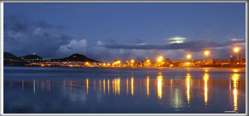 AngelCardea's tweet image. PLAYA DE LAS CANTERAS angelcanarias.wordpress.com/2017/08/29/pla…