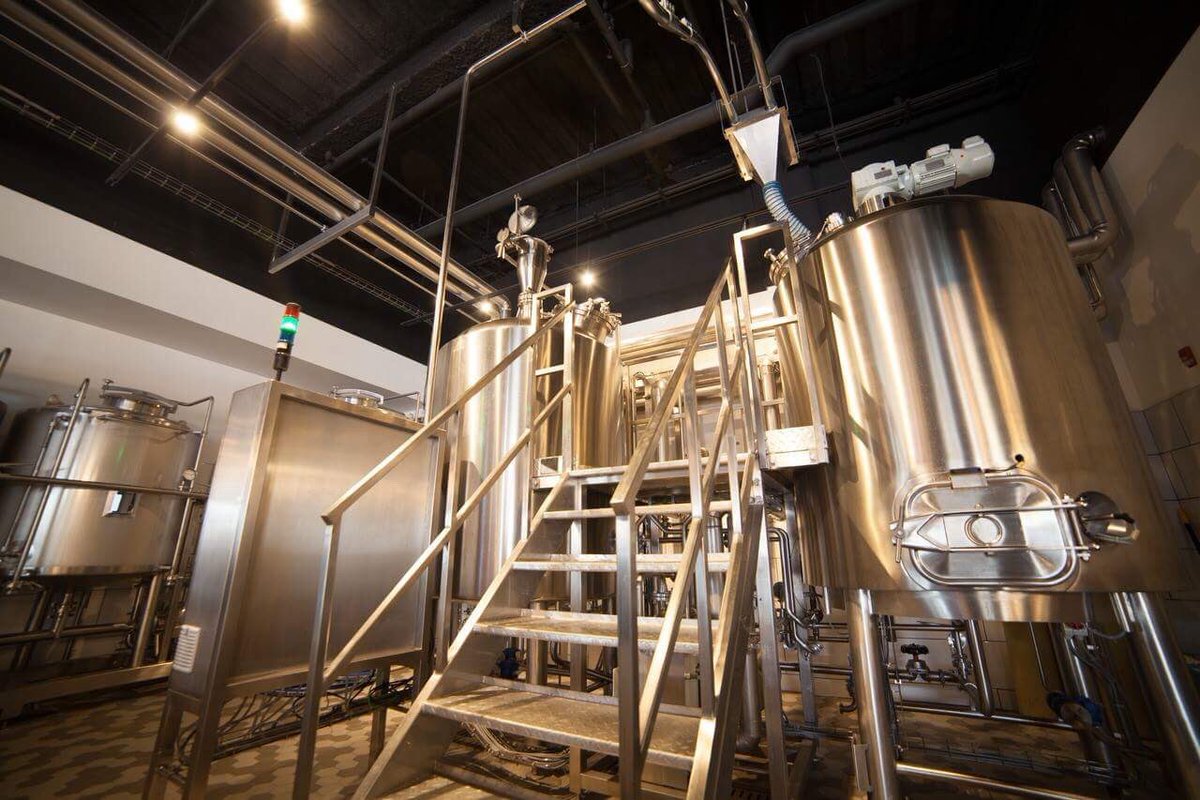 KronesAG's tweet image. Our #MicroCube - the ideal tool for craft brewers 🙌 visit us at the #drinktec2017 to find out more 😎 #germanblingbling #krones #kronesag