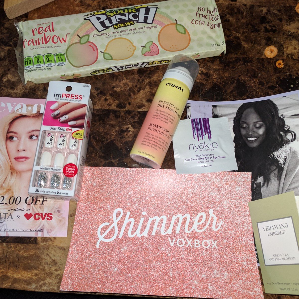 ladyeris22's tweet photo. Got my latest Voxbox! Lots of free goodies from #Influesnter this #ShimmerBox is awesome! Can't wait to review everything! https://t.co/e2hzlZ0nzI