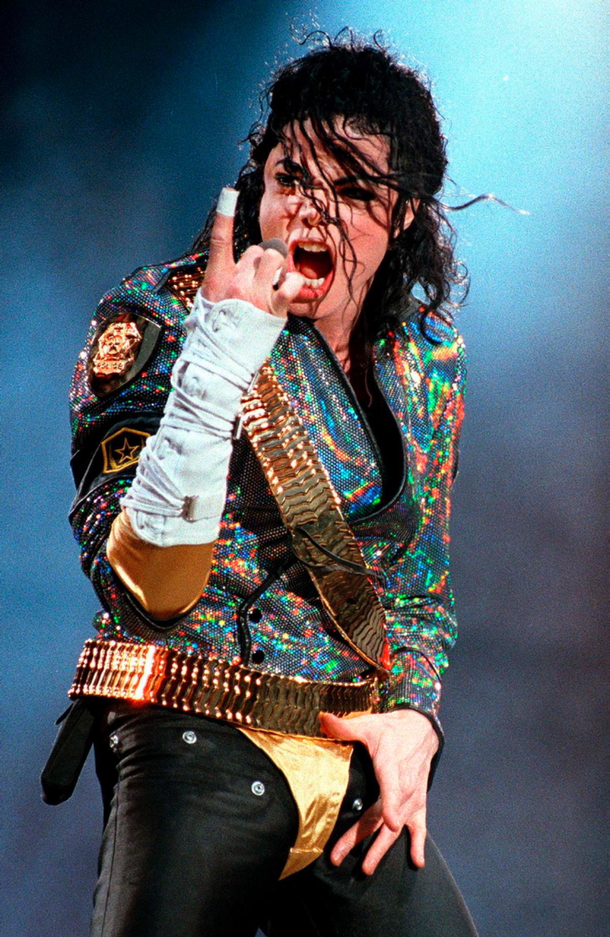 Happy birthday to THE GREATEST artist of all time. There will never be another Michael Jackson. 