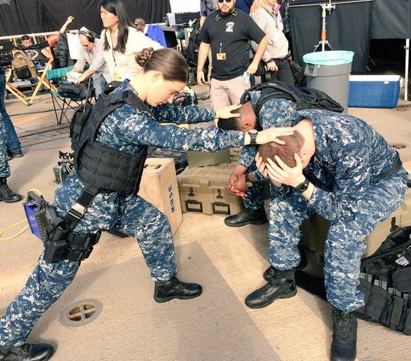 TrueOfSeeker's tweet photo. #TheLastShip #MarissaNeitling #Karafoster #Kevinmmartin #Miller https://t.co/Iq3IPWVUm6