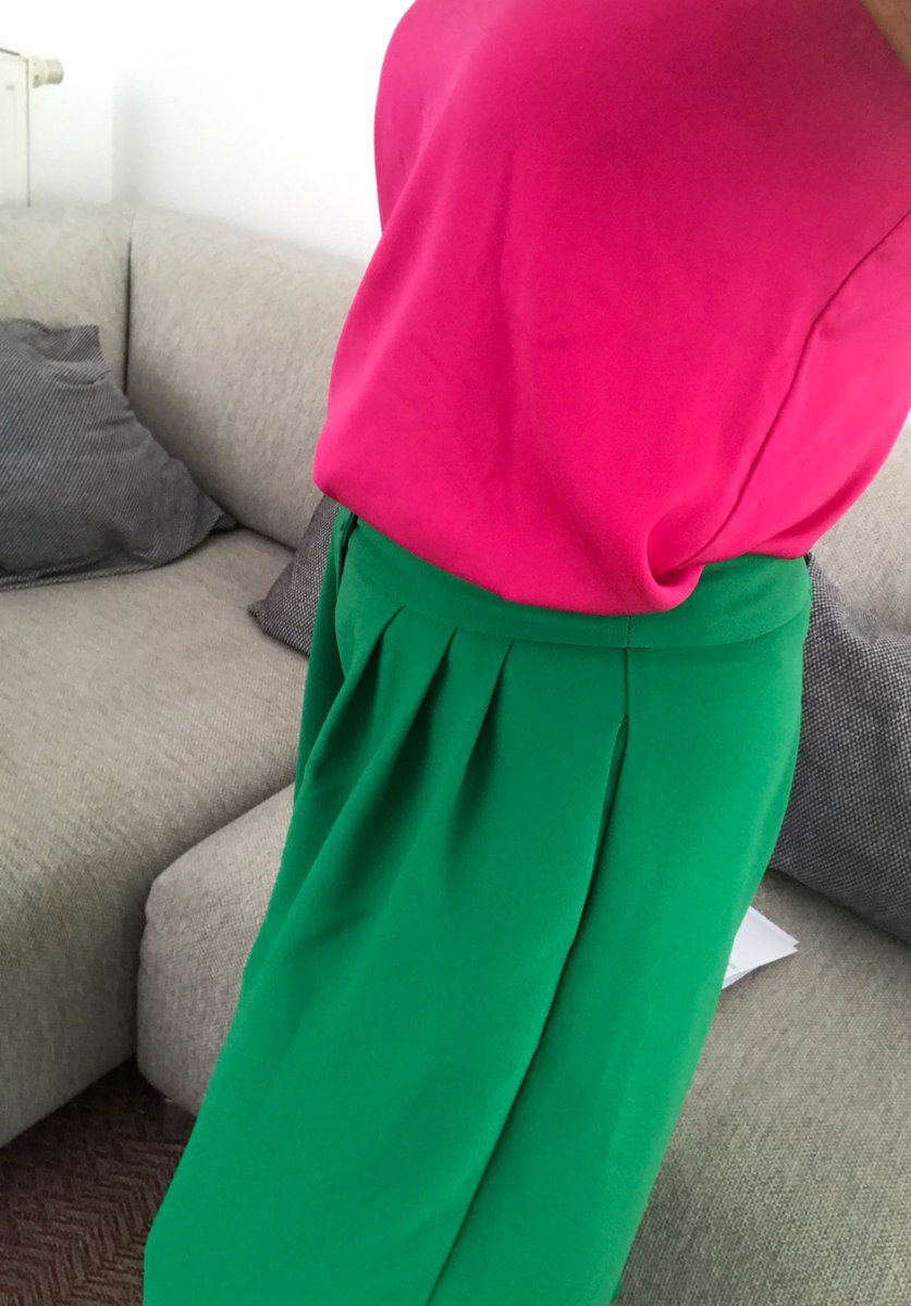 ziezo_'s tweet photo. Go for color on this sunny day 🎀🌝

#watzijnjouwfavorietekleuren #colors #evolve #discoveryourself #ziezo
https://t.co/g8YzYohAGW https://t.co/5UOP4lPOns