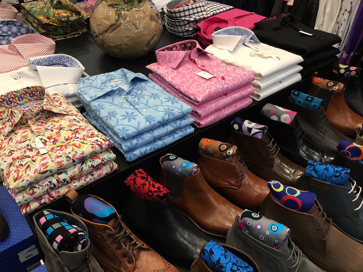 ScudMark's tweet photo. New Spring Arrivals @menzclub #menswear #mensfashion #fashion #dapper #style #chino #socks #shirts #shoes #Blazers #Bertigo #italianshoes https://t.co/Gyt64pqesD