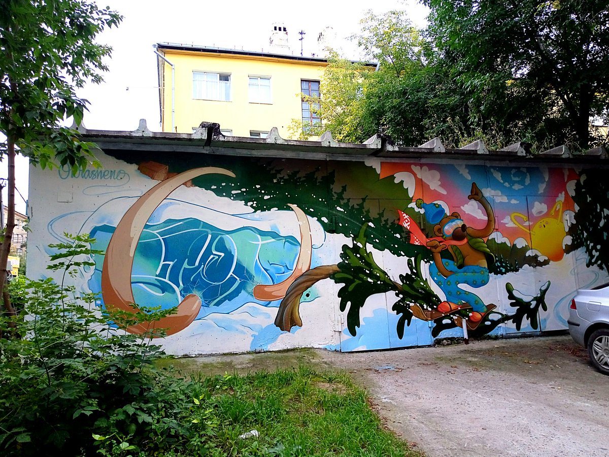 streetartsib's tweet photo. Наверное самые заметные работы с временами года #окрашенофест за Красным 51

#streetartsib #graffiti #streetart #mural #streetstyle https://t.co/MKBX9HPDje