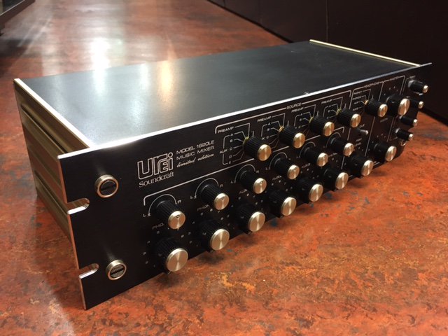 中古 UREI 1620 LE Soundcraft ロータリーミキサー ウーレイ 復刻 DJミキサー dope real alpha recording system bozak 好きにも ホビー、カルチャー 中古 UREI 1620 LE Soundcraft ロータリーミキサー ウーレイ 復刻 DJミキサー dope real alpha recording system bozak 好きにも ホビー、カルチャー