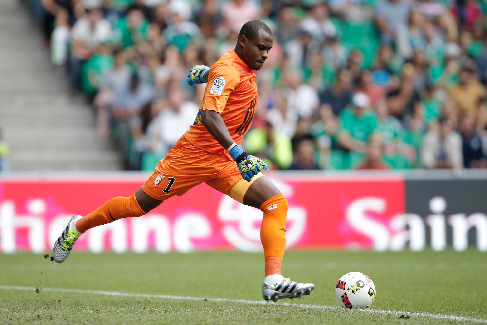 Happy birthday to Vincent Enyeama, ambassador ! 