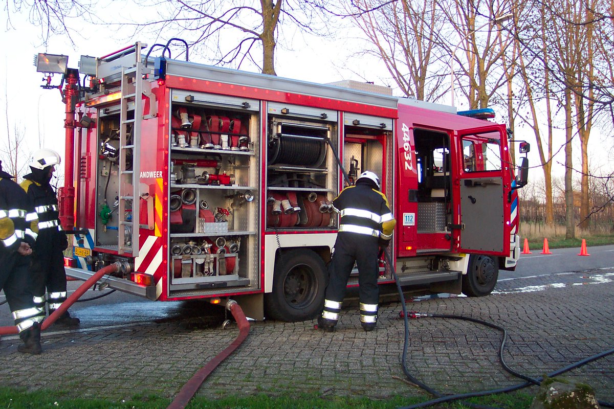 Grensoverschrijdende samenwerking op <a href="/Techniktag_Boch/">Techniktag Bocholt</a> door Feuerwehr Bocholt en brandweer Aalten. Kom kijken op 9-9 op Berufskolleg-West