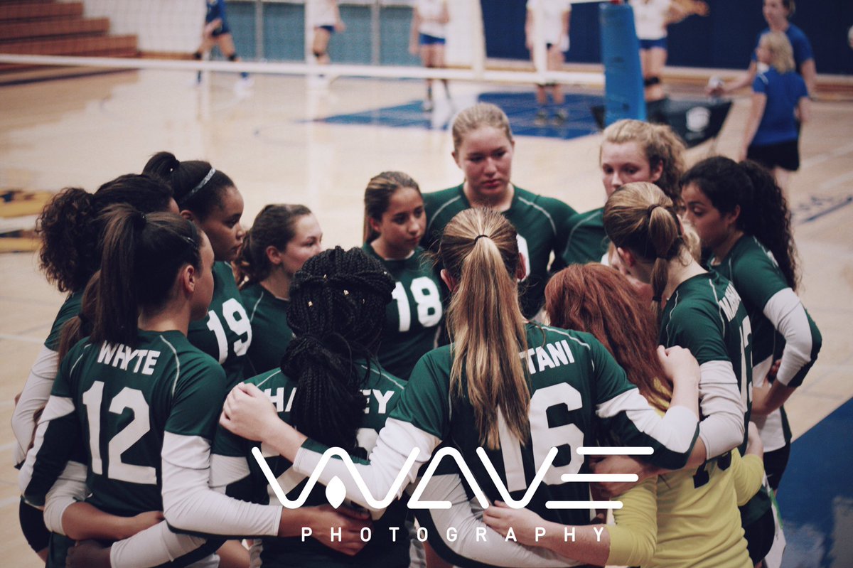 Wavephotogrphy_'s tweet photo. Some shots of tonight's game
 🏐💚💛 https://t.co/chWX2F1krS