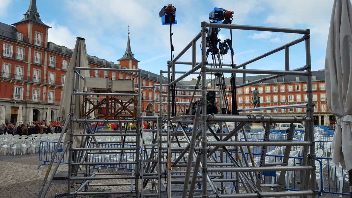 retoxx1_eventos's tweet photo. #practicables https://t.co/Dvky9qkjap en la Plaza Mayor de #Madrid #SolucionesProduccion https://t.co/rftCiqTU0H