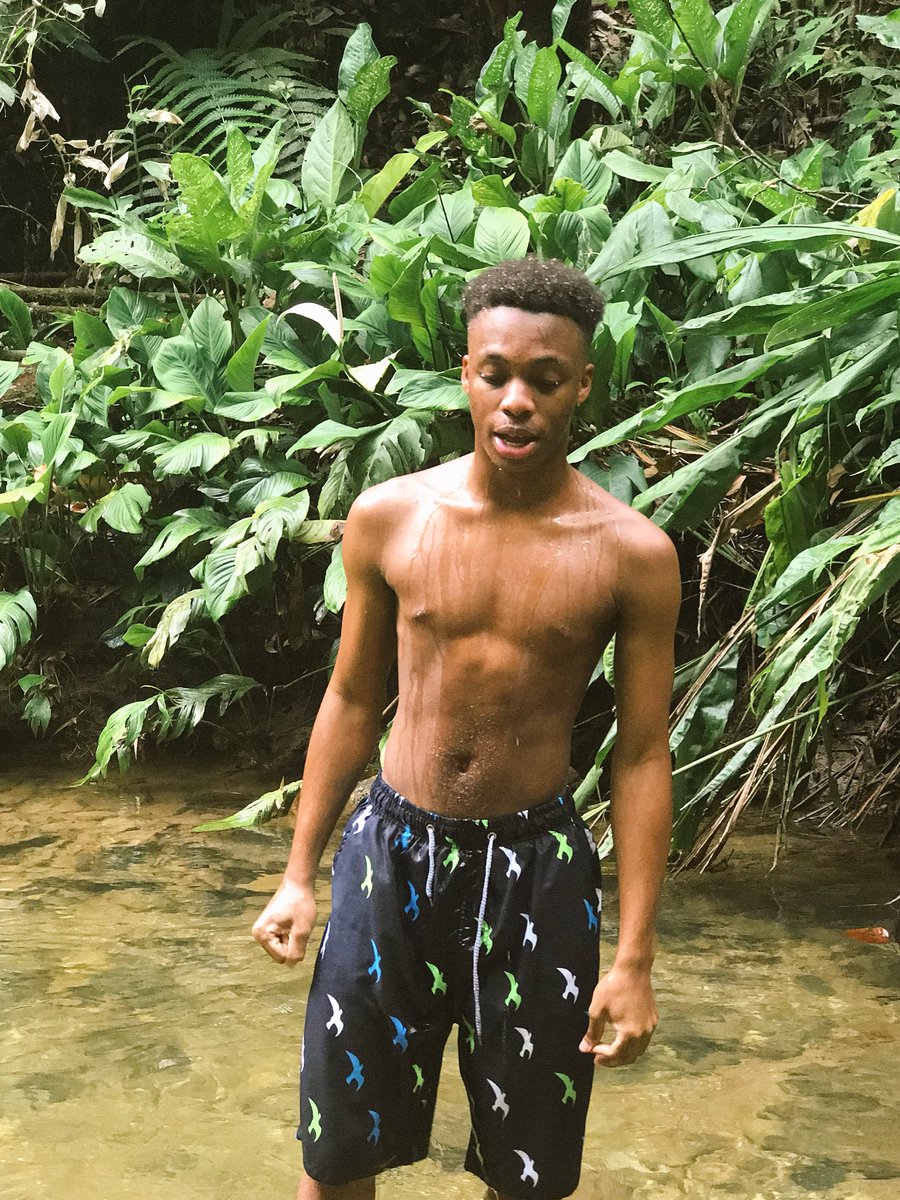 apexSTEEZ's tweet photo. It's been a good time in Trinidad but I'm ready to come back home 🕊 https://t.co/FRSNc0BfLU