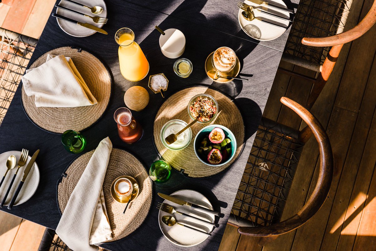 Singita_'s tweet photo. No better way to enjoy breakfast, than watching the hippos in the river below at the reinvented Singita Sweni Lodge #breakfastwithaview https://t.co/SuZf8n18Es