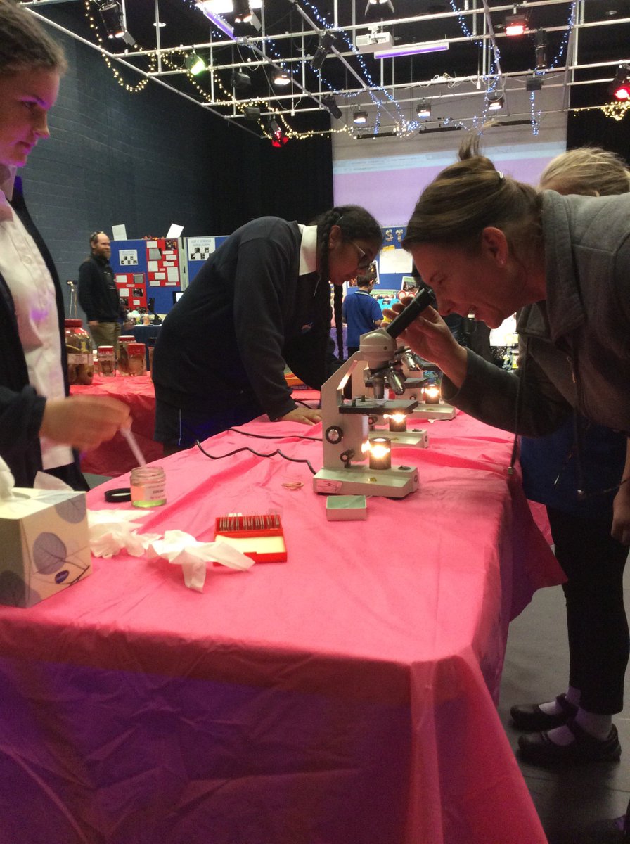 ScAshdale's tweet photo. #AshdaleSTEM come take a closer look https://t.co/TOYBgrxWDe