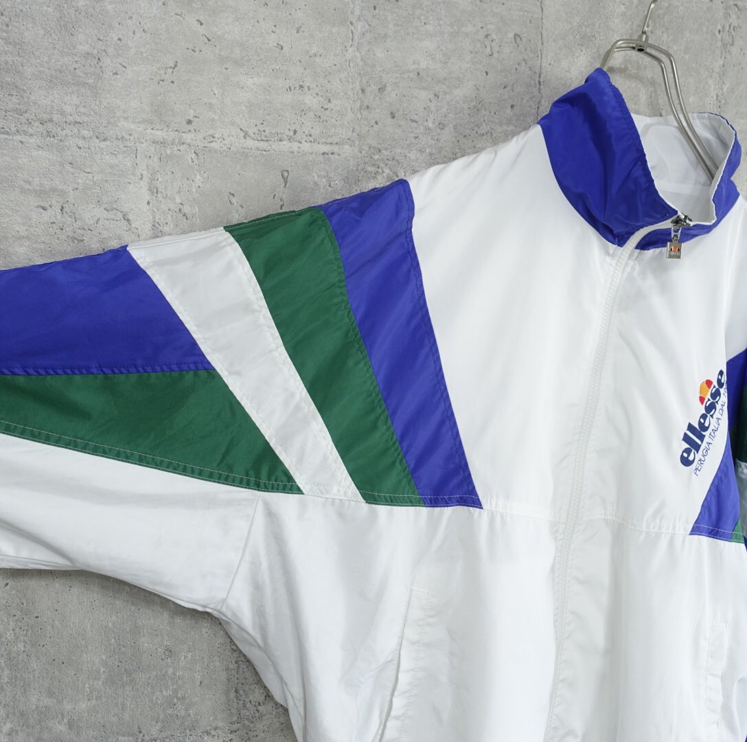 used_honnou's tweet photo. 🎁HONNOUプレゼント企画🎁

"ellesse"nylon blousonを抽選で1名様に。何と言っても最高のカラーリング。スペシャルです💯

【応募方法】
こちらのアカウントをフォロー、リツイート💁‍♂️

【締切日】
9/5 24時まで

沢山のご応募お待ちしております🙌 https://t.co/7LHCWIBGfb