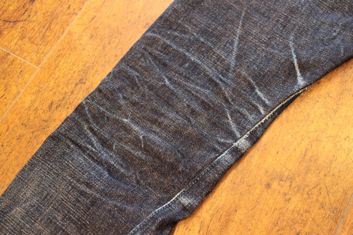 Japanbluejeans's tweet photo. JB0212の色落ちレポートがスタッフから届きました。
16.5ozならではの色落ちは必見です！
https://t.co/g2tP5Bayuk
#japanbluejeans #jb0212 #色落ちレポート https://t.co/2uwuk5kpua