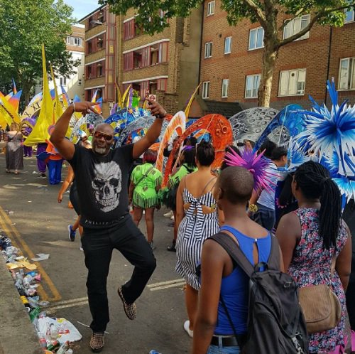 TweetNaijaBlog's tweet photo. Senator-turned musician, Dino Melaye, spotted at the Notting Hill carnival in London, performing his smash hit "Ajekun Iya" @Gidi_Traffic https://t.co/A8qerC0BE2