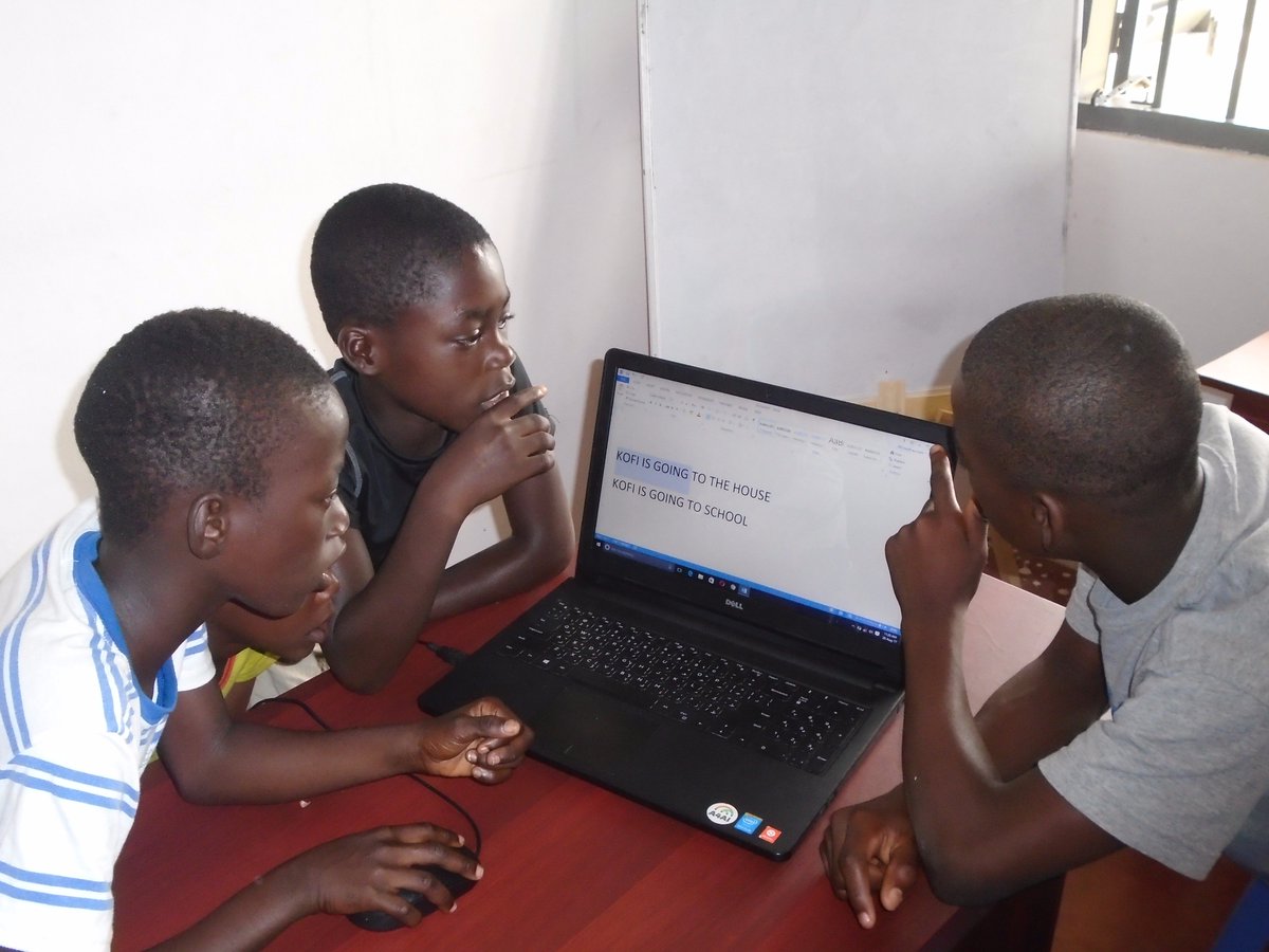 techadvocacynet's tweet image. Don&apos;t call it the basics! Learning how to highlight a text in word 2013 @tanetworkgh #Tech4R