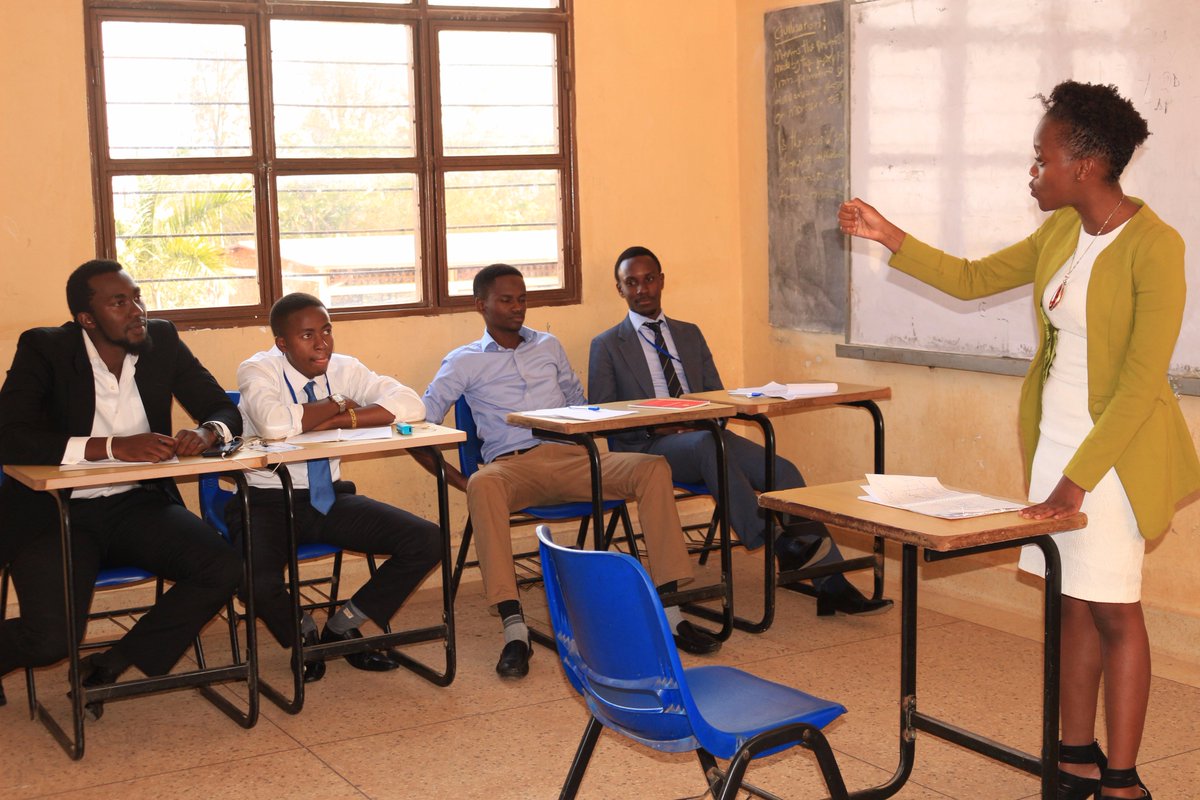 eaudc2017's tweet photo. #EAUDC2017 Second and third rounds @Uni_Rwanda @AspireDebateR #RwOT https://t.co/NHmsWKgbBq
