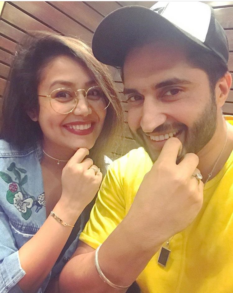 jassiegill's tweet photo. @iAmNehaKakkar such a positive soul, you guys will love this collaboration #postive #excited ๐ฃ๐ฃ๐ฃ https://t.co/ReDlkS3luE