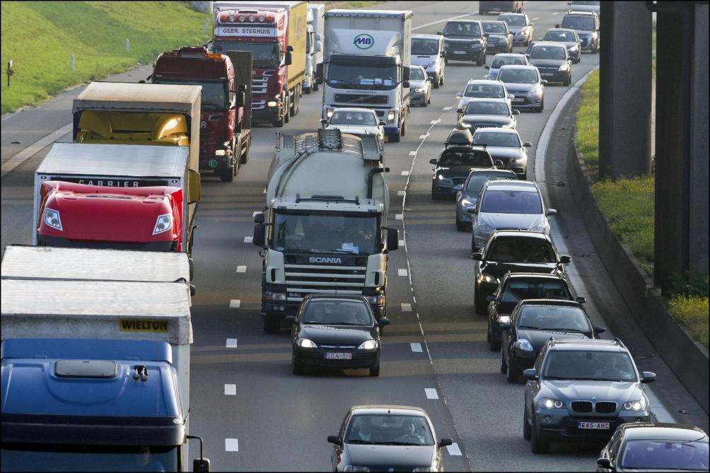 lesoir's tweet image. Chaque jour près de 80 conducteurs contrôlés sont en défaut d’assurance
bit.ly/2xJ43G9