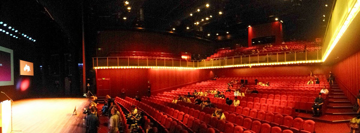 iirosaukkonen's tweet photo. #LaraconEU #swatio #wallsio let the talks begin! https://t.co/y3blY0dwwi
