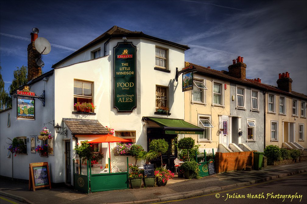 Delightful local pub @littlewindsor1 in @EnjoySutton <a href="/explore_sutton/">Explore Sutton</a> <a href="/surprise_sutton/">Surprising Sutton</a> <a href="/SurreyLife/">Surrey Life</a> <a href="/Carshalton_art/">Carshalton Artists</a> <a href="/ArchtAndMore/">Architecture Mag</a> <a href="/NickyKriel/">Nicky Kriel</a>