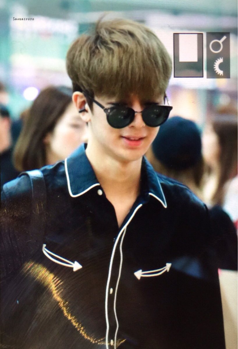 saveasyoyo's tweet photo. 170829 ICN ✈️ preview
One more button unbuttoned plz 🌝👀
#yunhyeong #윤형 #송윤형 https://t.co/znUd8kUw6u