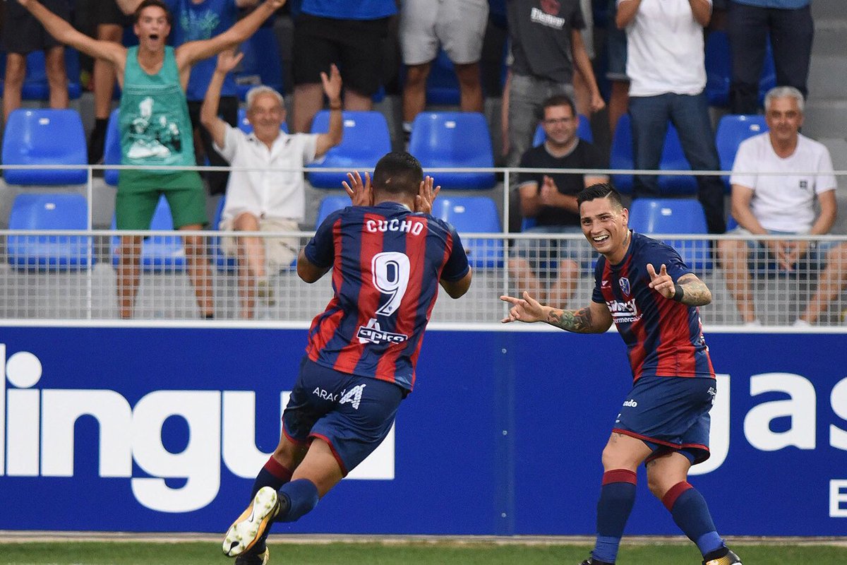 SDHuesca's tweet photo. SORTEO | ¿Quieres ganar la camiseta firmada de @cucho1099? 👉 Haz RT y síguenos 👕🔁 https://t.co/YzVsEAW3M3