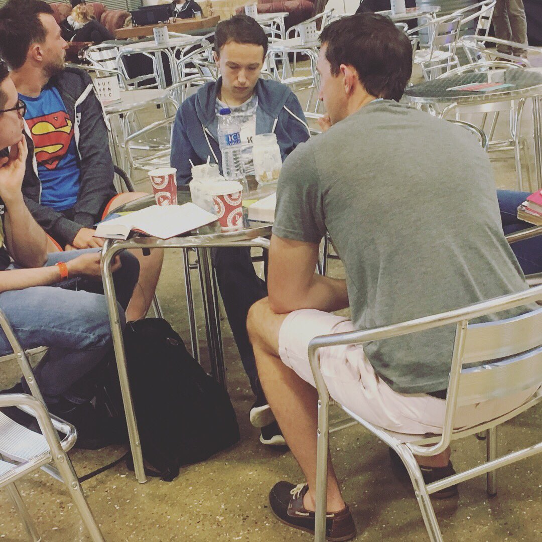 B__Authentic's tweet photo. We loved rising well with you🌅// Looking at 1 Corinthians 13 •1 John 4v7-21 •1 Peter v 13-35  🙌🏻🔥 Great session lead by @SimonWillits // 🔥 https://t.co/K82P8wkeYW