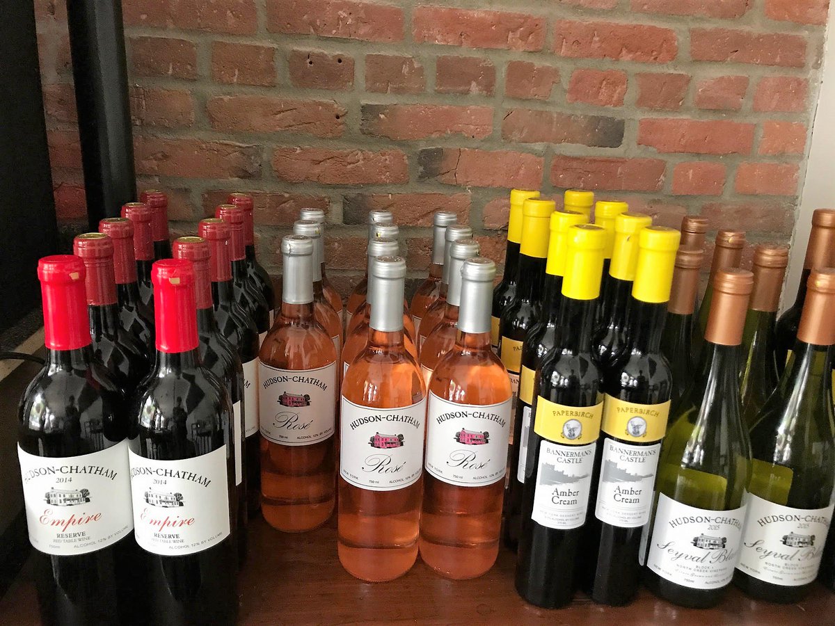 AmericanWineryGuide tweet media