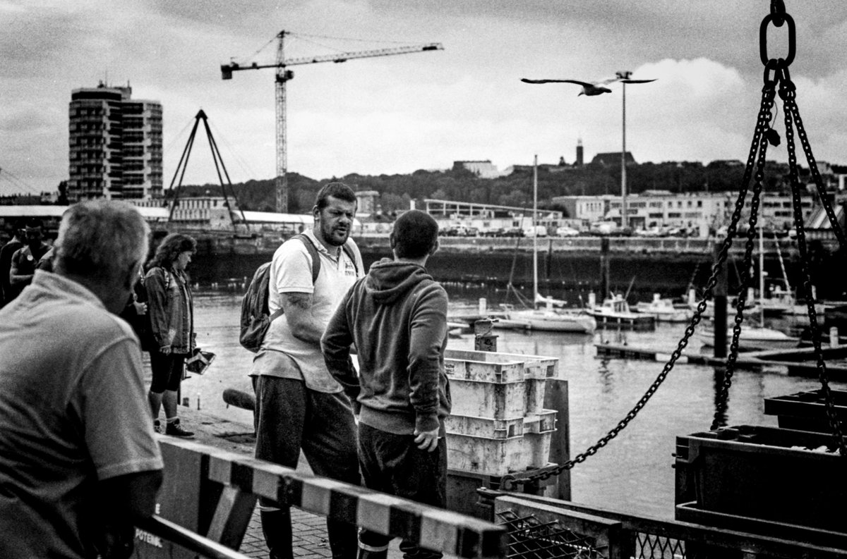 KoopsDK's tweet image. Nikon FA - Trix400 - Rodina #streetphotography #hautsdefrance #sea #koops #bw #filmisnotdead #filmstreetphotography #streetpics