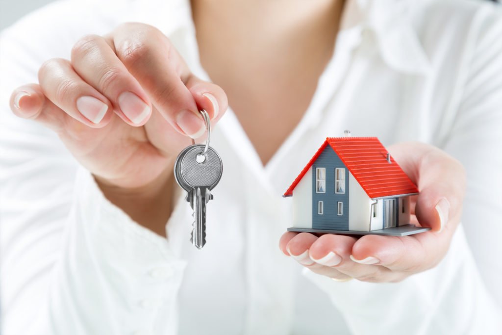 Reicngn's tweet photo. Experts advocate national estate agents’ ... - https://t.co/KhBgCxpIl5  #Lagos #REIC #Nigeria #realestate #nigeria #investment https://t.co/w2hRDUHkaT