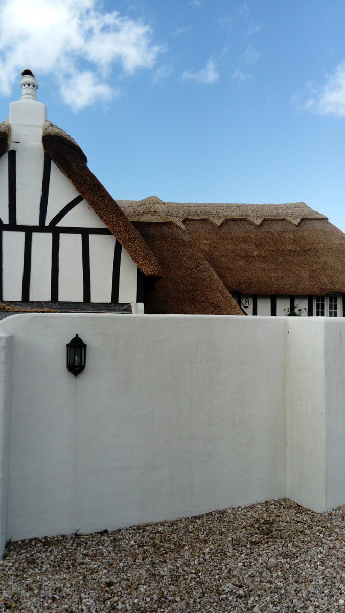 NHTG_News's tweet image. Photo of the work of one of our @Skills4Heritage bursary trainees, Elijah Francis, who is working with Hugo Pyett, Master Thatcher