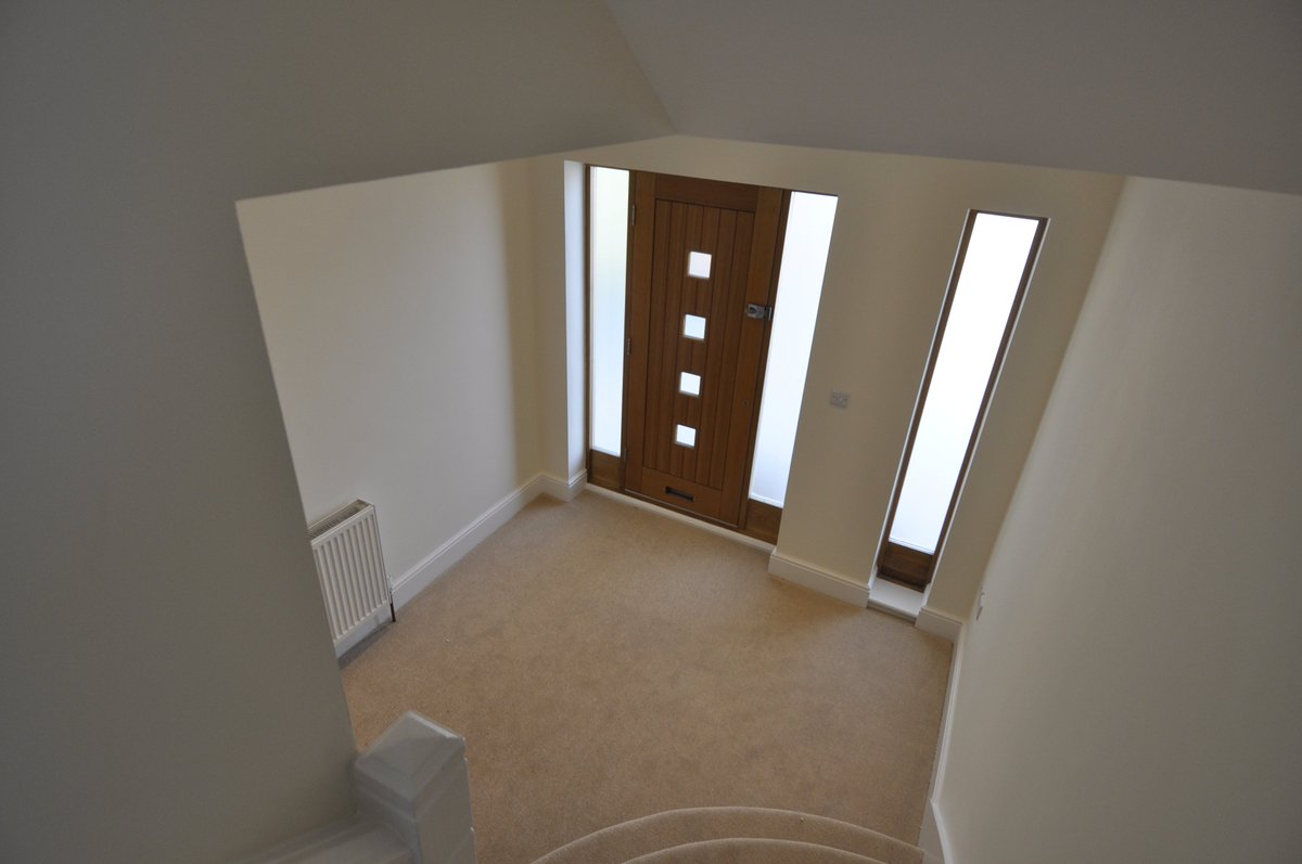 #PropertyoftheWeek beautiful 4 bedroom property on Dene Road, #Didsbury, ideal location &amp; recently refurbished. rightmove.co.uk/property-to-re…