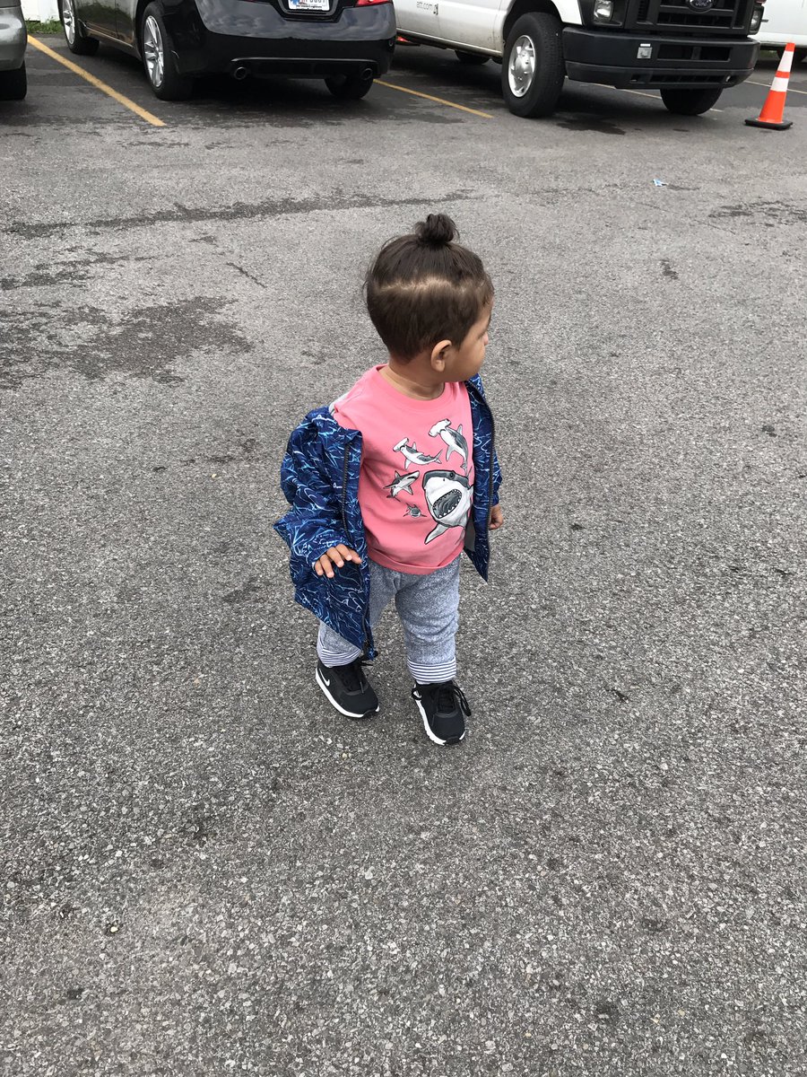 cinderscilla's tweet photo. #GapBoy gap boy them boys up to somen ๐๐ถ๐ฝ๐น https://t.co/ZQuHL54JJz