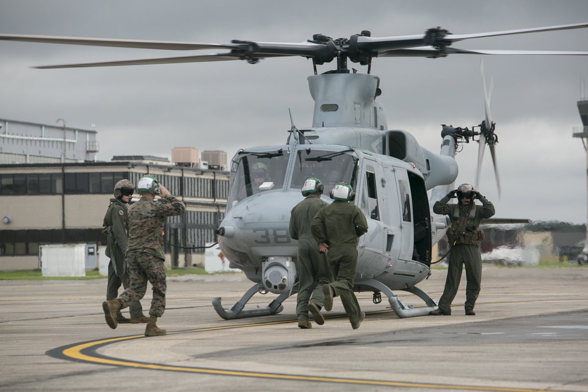 USMC's tweet photo. #Marines are on their way to Texas to help in hurricane #Harvey relief efforts. https://t.co/ZbOeexTyZT