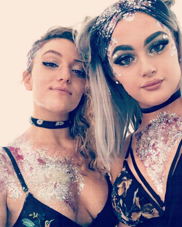 AshleWaterworth's tweet photo. Manchester Gay Pride 💚 💜 💙 💖 💛 https://t.co/Etan5K27G4