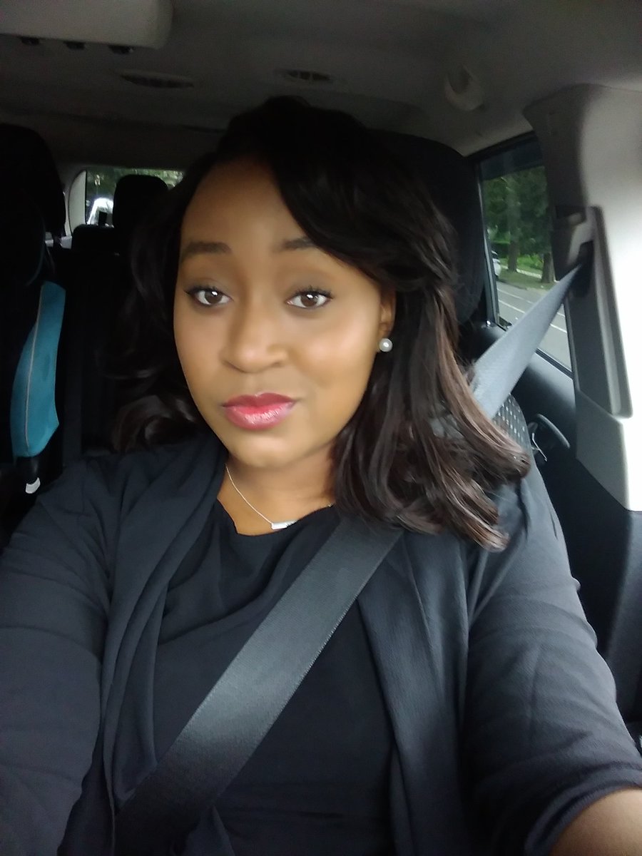 FeliceBrandy3's tweet photo. They saw the light in me so I left and went to Urban Ed full time! 😘😍😘😍 #Urbanprepacademy #mckinley https://t.co/MfrNLpAWyC