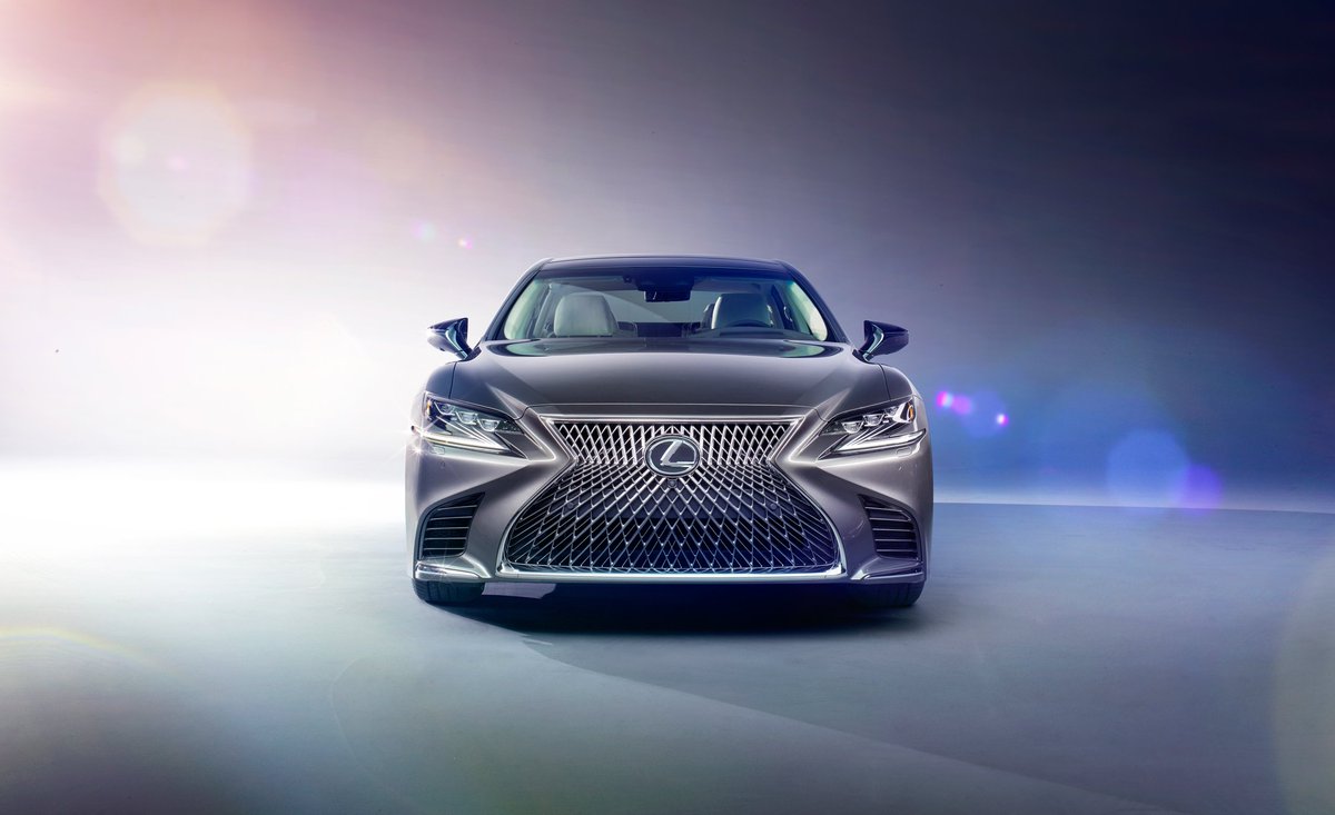 thecooluxury's tweet photo. Guess? the new 2018 #lexusls500 @lexusspain #lexus #luxurycar #cars #motion #design #powerengine #engine #designer #cardesign #designporn https://t.co/DSKdAZu5th