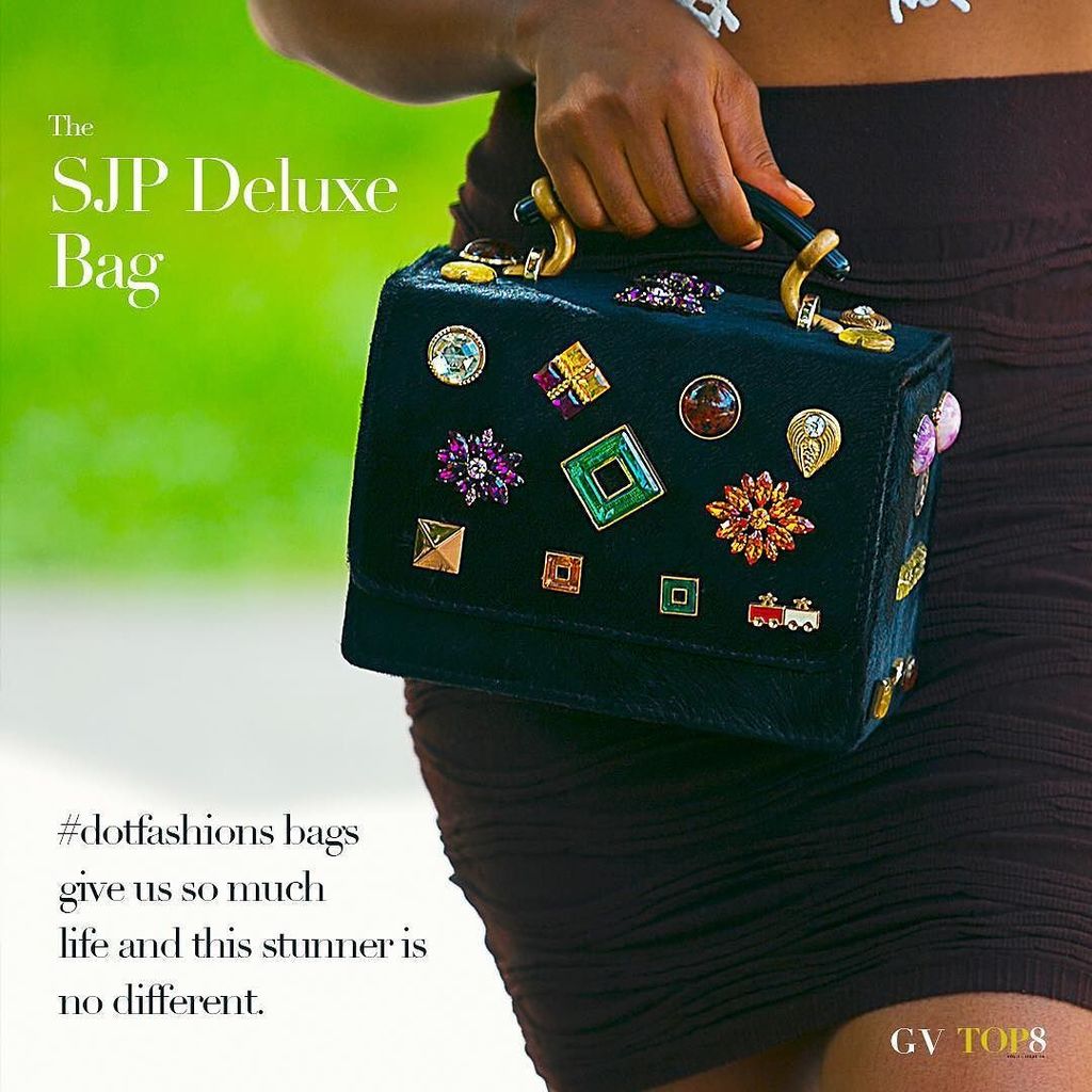 Greyvelvetstore's tweet photo. We love the SJP deluxe bag from @dotfashions! Embellishments are everything 😍 #AvailableinStore #BuyNigerian https://t.co/ZgshKhqHfu
