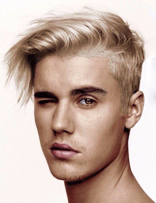 FlawlessxxDrew's tweet photo. şu gözlerin güzelliği hakkında ömrüm boyunca konuşabilirim #DreamTVdeBüyükFinal #JustinBieber https://t.co/xzdsPTi31h