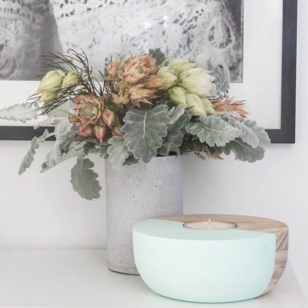 nancyjones01's tweet image. Mint Wooden Bowl Maxi Tea #LightHolder is handcrafted from solid wood. @ goo.gl/SdzC5i  #RoomInterior #Decor #Fragrance #Brisbane